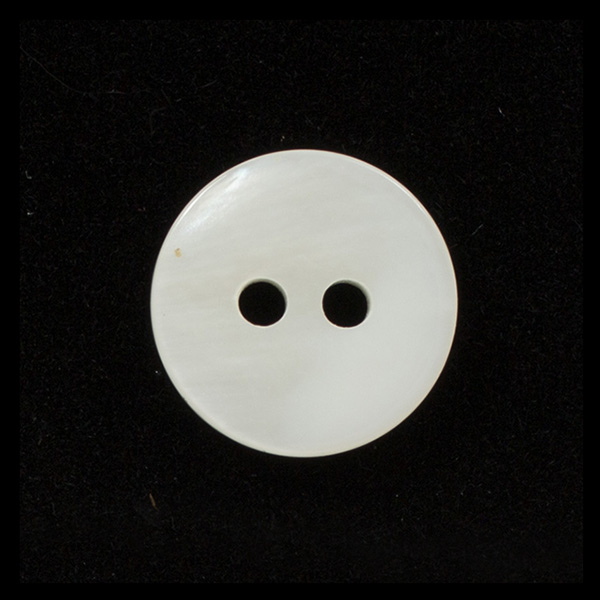 3/4" Basic Flat – 2-Hole Heirloom Buttons (Set of 4)