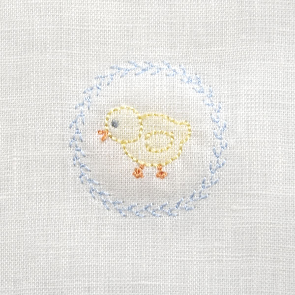 Baby Chicks with Feather-Stitched Circle