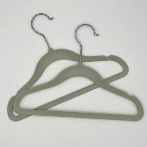 children's clothing hangers